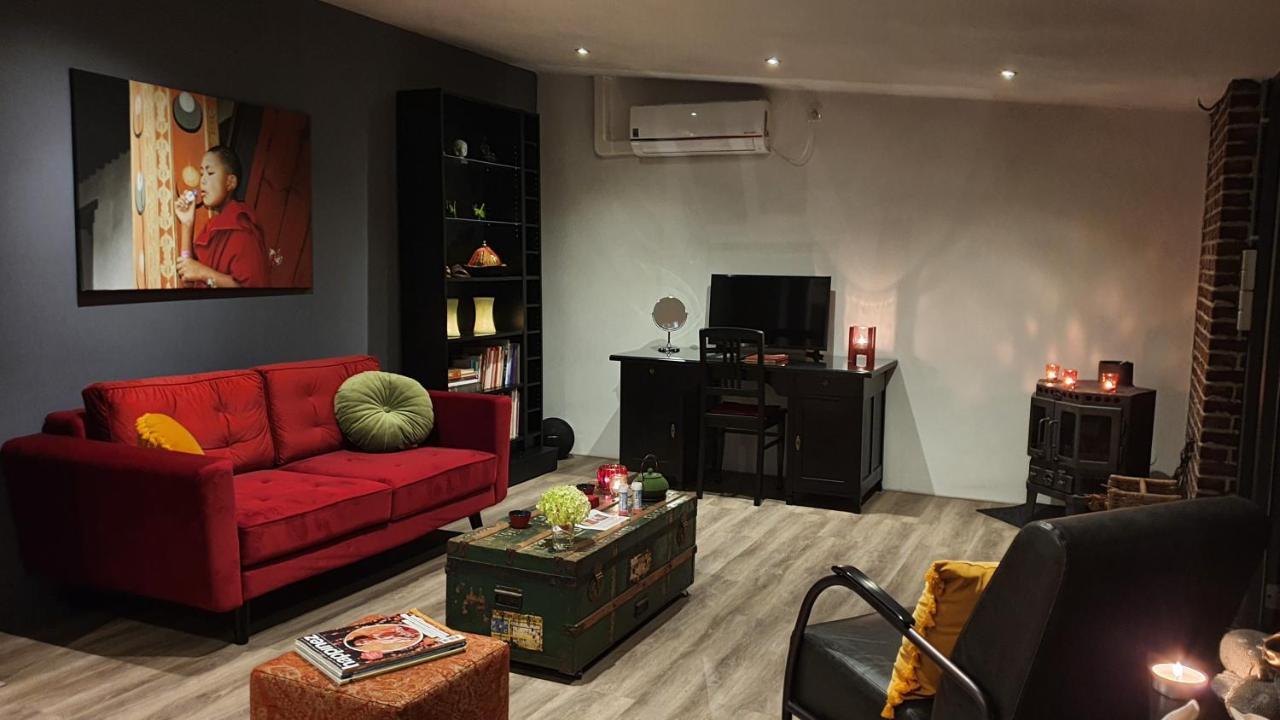 Downtown Hideaway, B&B Grand Deluxe Eindhove Kültér fotó